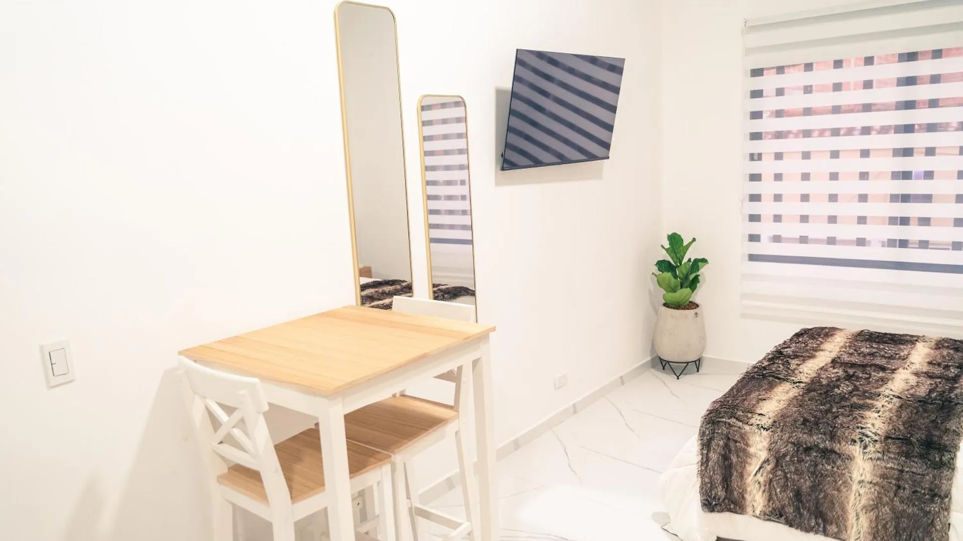 Aparta Estudio 205- Casa Bendita Medellín 0*,  Colombia